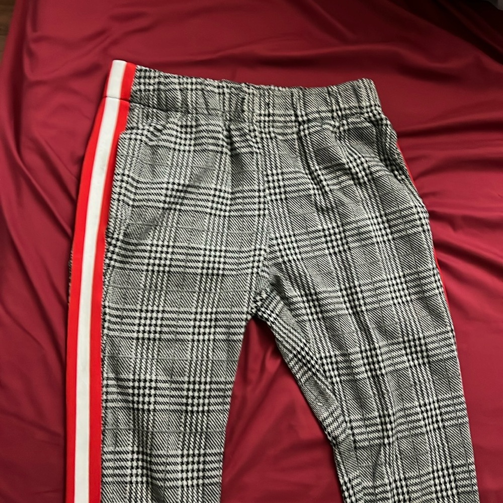 Funky Houndtooth Retrowear